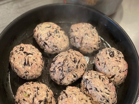 ひじきと豆腐のハンバーグ